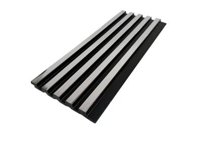 Metaliczny karbowany panel ścienny PS